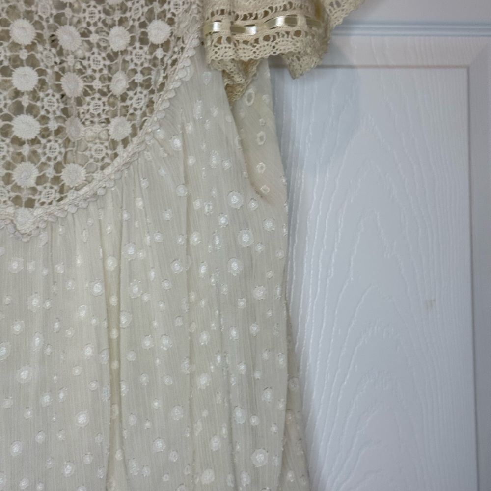 Lilly Mason Bohemia Style Dress Size M Women's with Dip-Dye Cream and Beige Lace - Picture 7 of 11